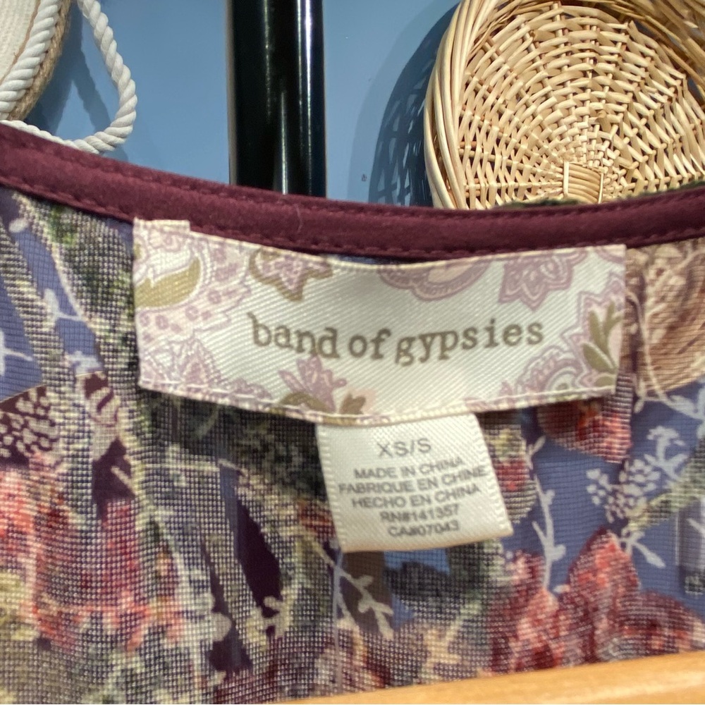 Band of Gypsies Multicolor Floral Kimono - Picture 4 of 4